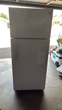 Refrigerator 18