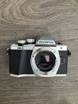 olympus e m10 mark ii bundle