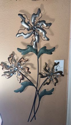 Metal Flower Wall Art