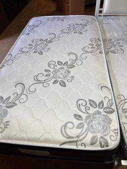 Deluxe brand twin size sales