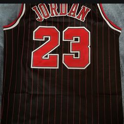 Chicago Bulls Michael Jordan Black Jersey Size S M XL