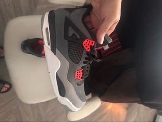 Air Jordan 4 Retro “Infrared”