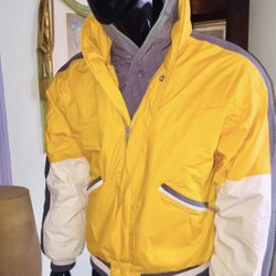 MENS BROOKS BROTHERS OUTERWEAR LEISUREWEAR Size S “BROOKSGATE EDITION” VERY WARM UNUSED CONDITION IMPRESSIVE LOOK & STYLE