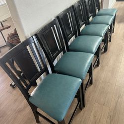 Six Dining Table Chairs   Delivery Available 🚚