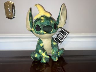 Stitch Crashes Disney September Plush NWT