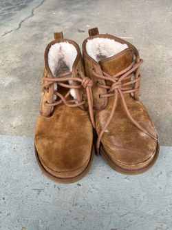 Ugg Chukka Boots Youth Size 9