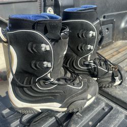 Snow Boots