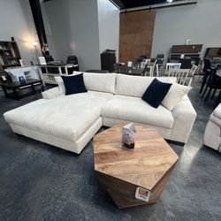 “Mini” 2pc Sectional