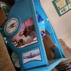 Frozen Toddler Bed 