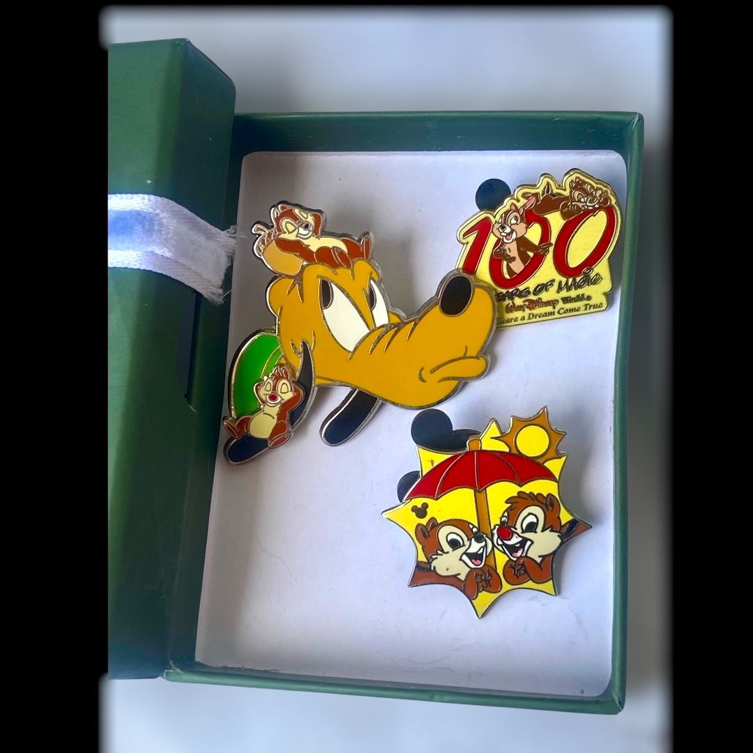 Disney Trading Pins Chip & Dale + Pluto Gift Set Mixed Lot Vintage