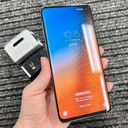 SAMSUNG Galaxy S10+ Plus,  Factory Unlocked.  Excellent Condition.  Like New 