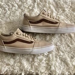 Vans Old Skool low tops two tone size 8.5
