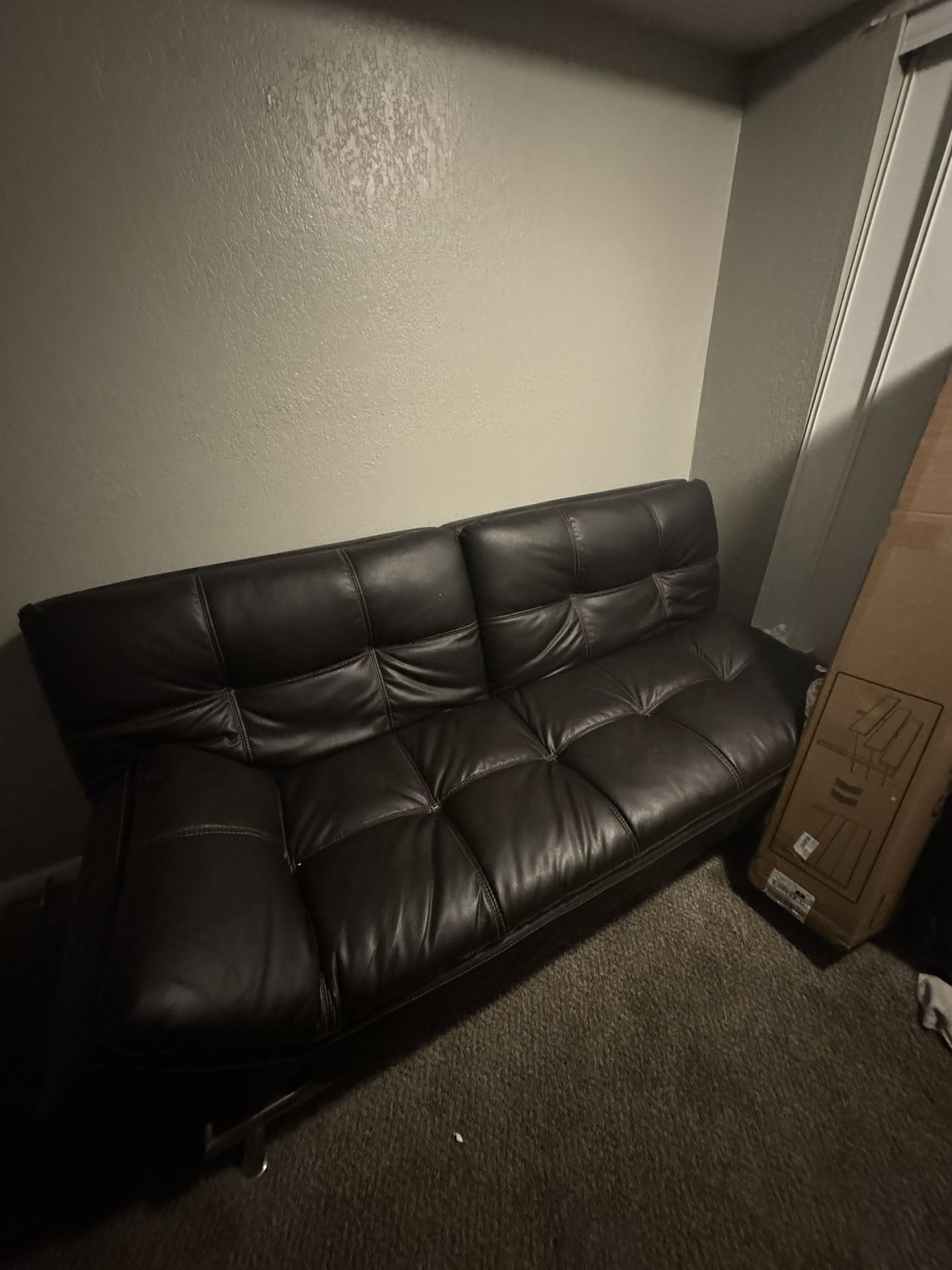Sofa / Futon