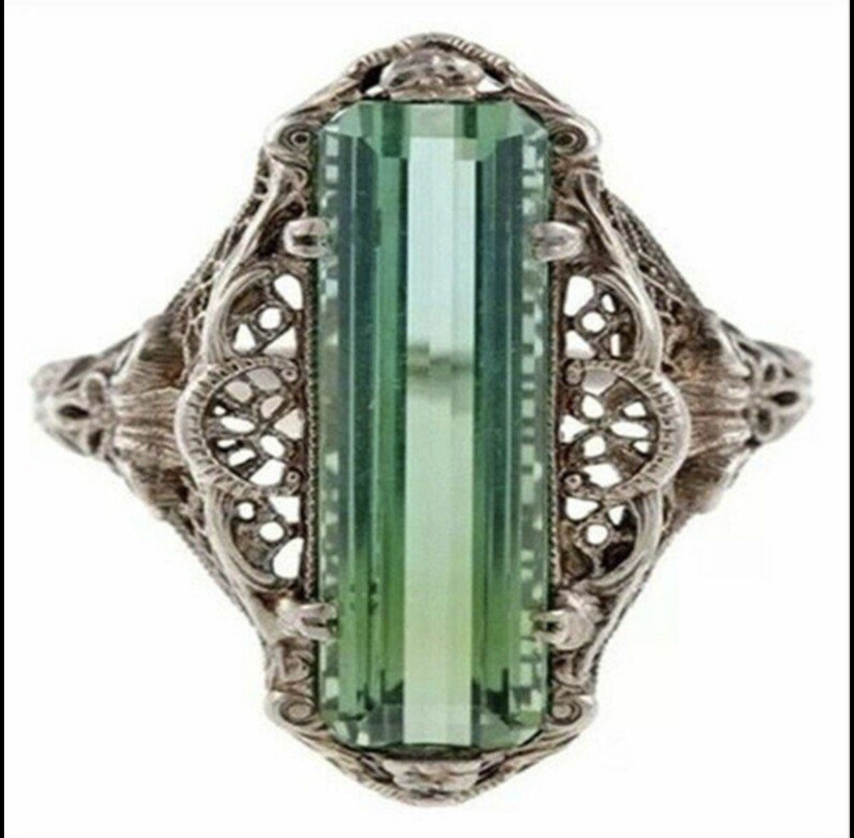 Vintage Style Emerald Filigree Ring Sizes 6 / 7 / 8 /9/ 10 *See My Other 800 Items*