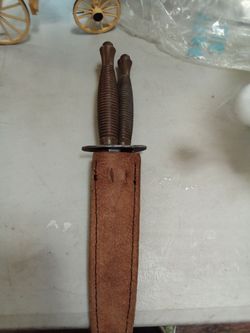 Double-Handle Dagger with Leather Sheath
