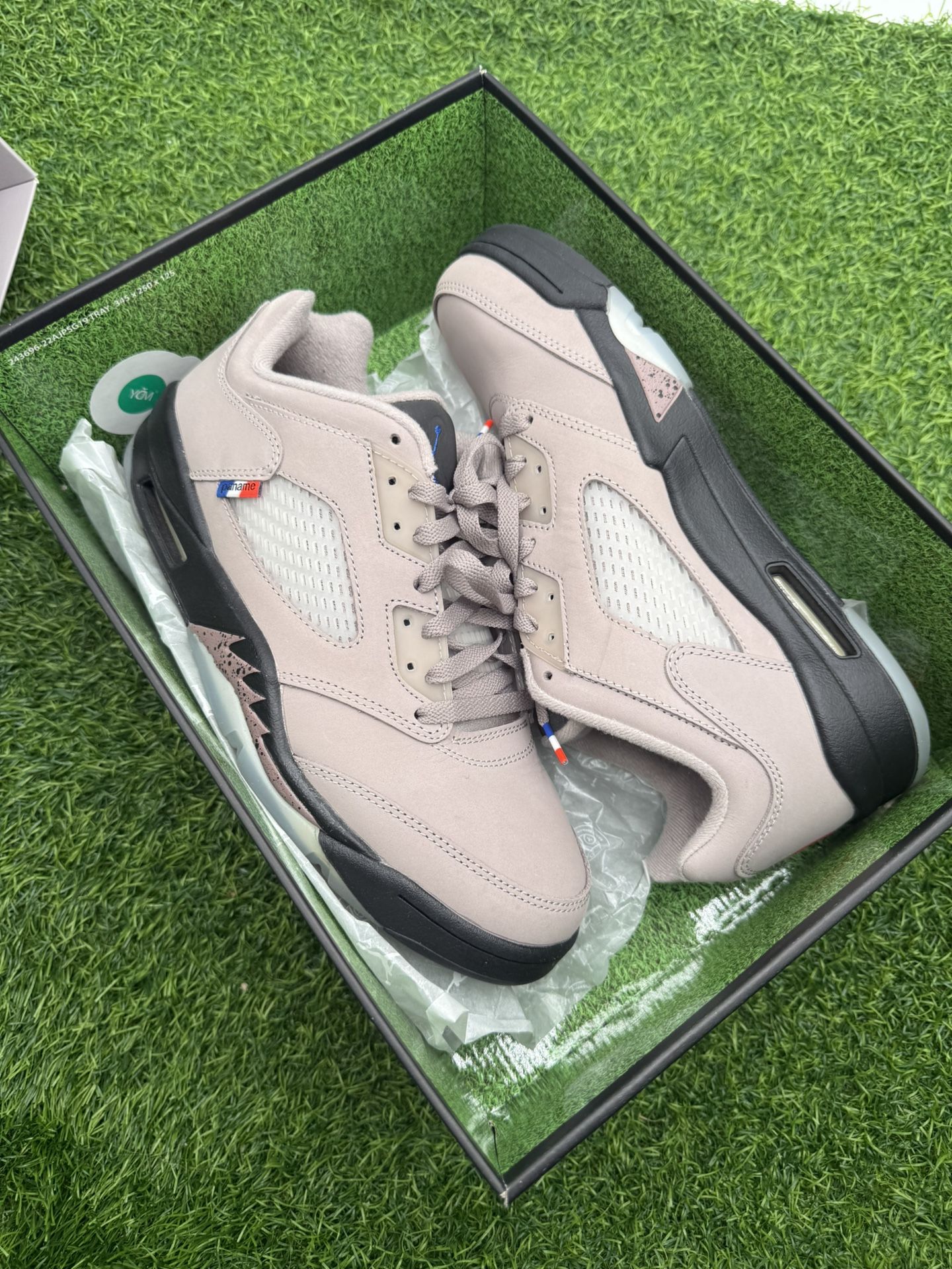 Jordan 5 PSG size 10 Air Jordan 5 Retro PSG “Paris Saint-Germain Off Noir” – Size  main image 4