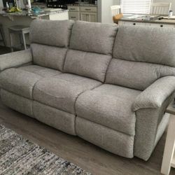 La Z Boy Couch 