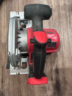 Milwaukee Circular Saw
