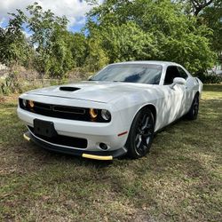 2022 DODGE CHALLENGER R/T 
