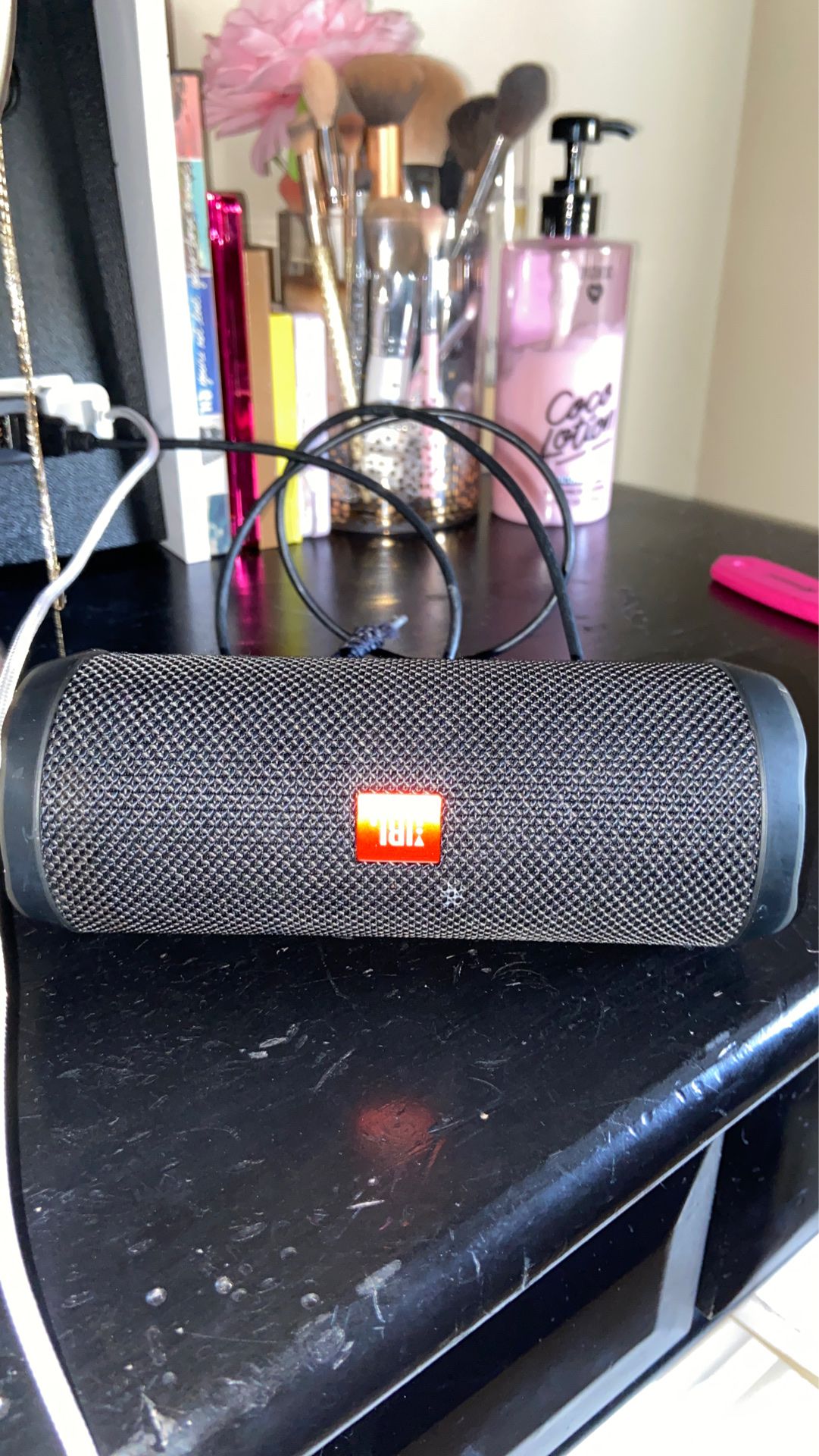 JBL speaker with charger