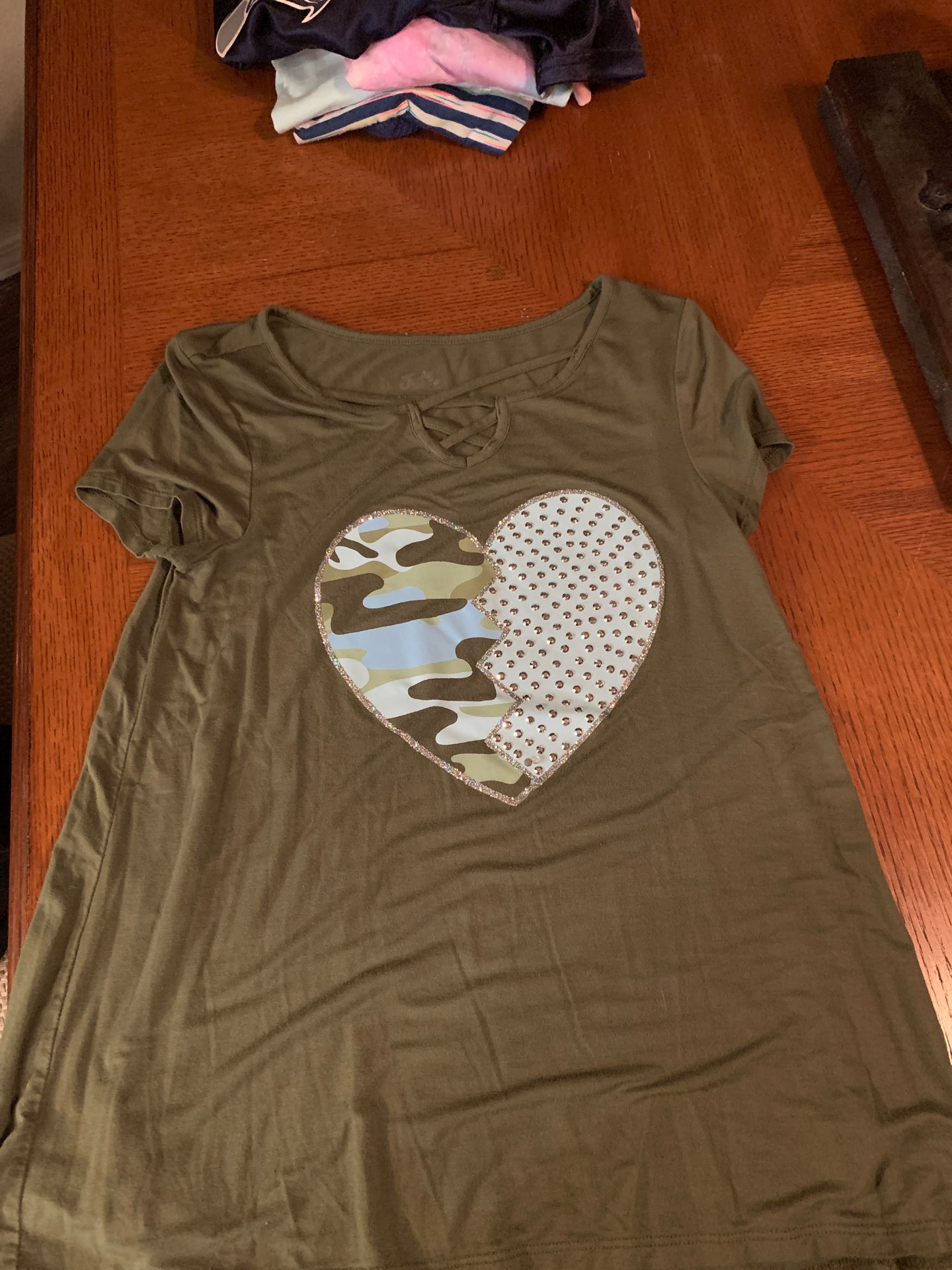 NEW w/o tags Justice for girls camp shirt