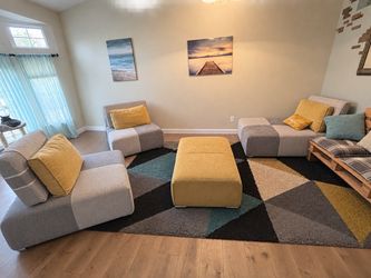 Living room set with rug