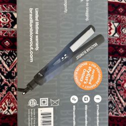 Brand New 1.25 inch pro digital titanium flat iron by Brazilian Blowout