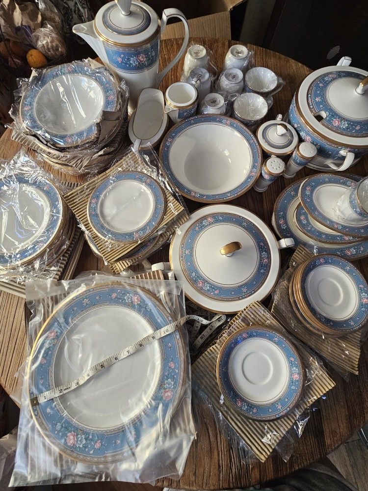 Bone China NEVER USED.. 64 Pieces In perfect Condition 