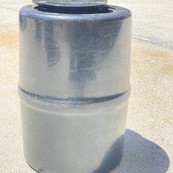 Backpackers Cache Bear Can