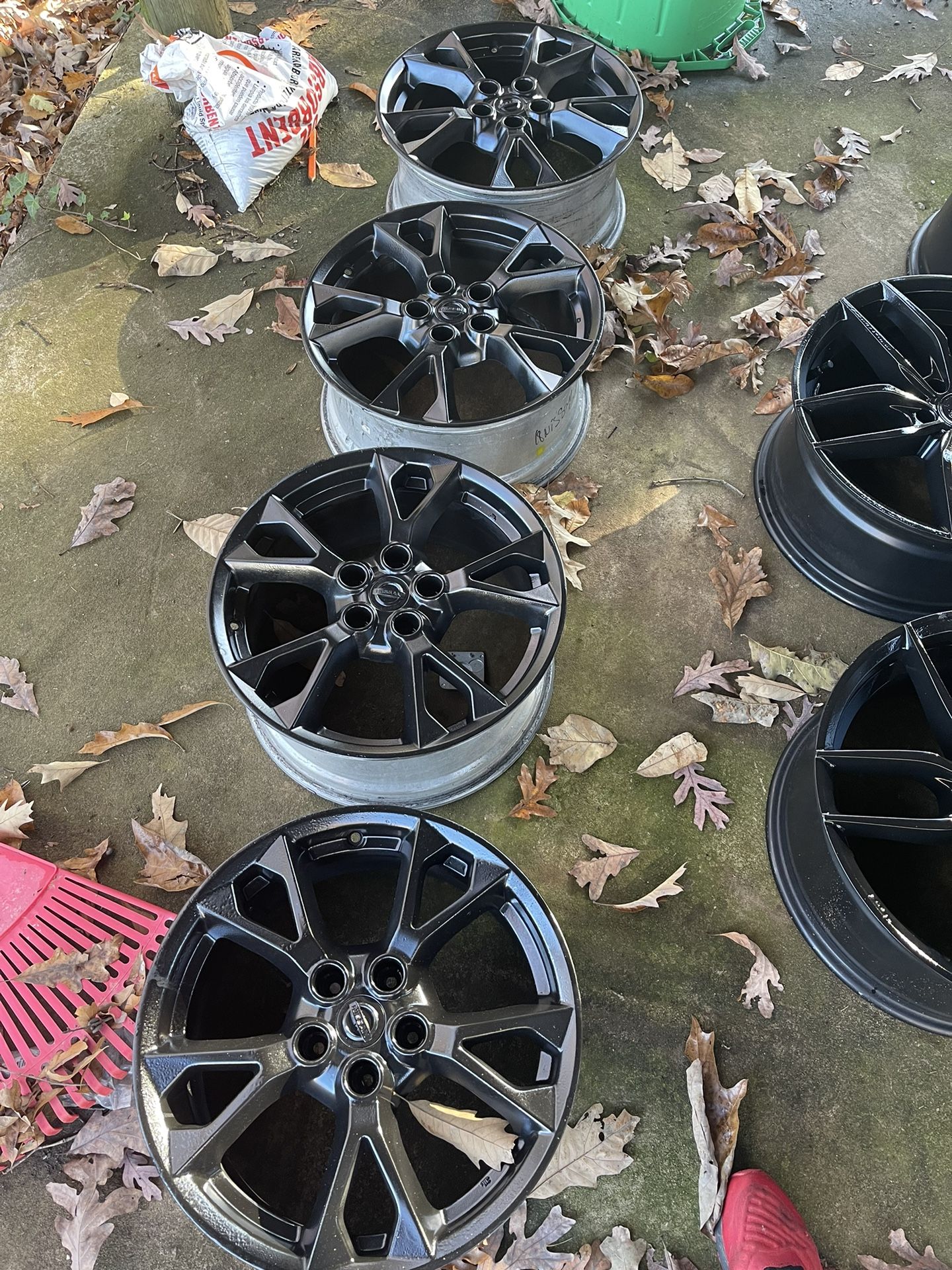 Nissan maxima Rims