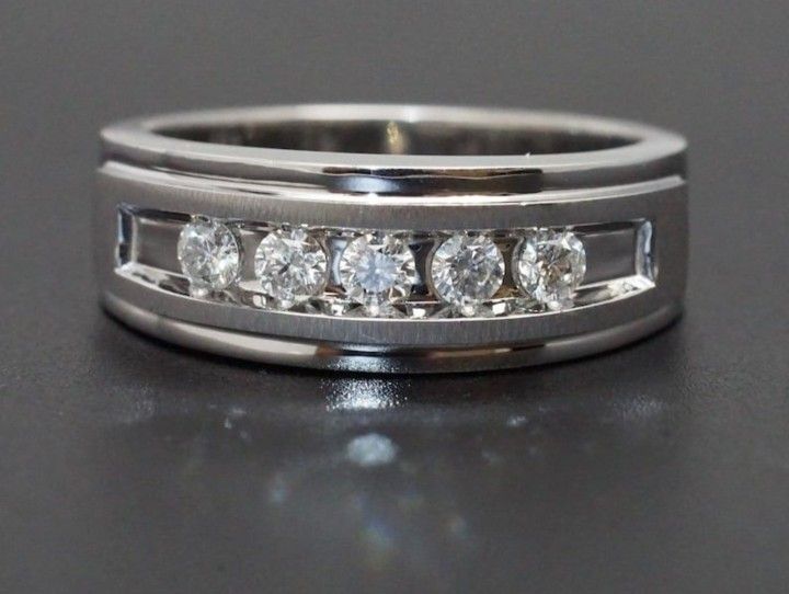MGW 10K White Gold 1/2cttw Round Channel Set Natural Diamond Ring
