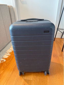 Away carry on suitcase