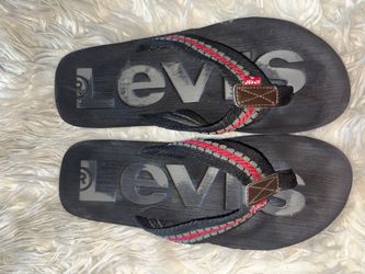 Levi’s Men Sandal Size 12