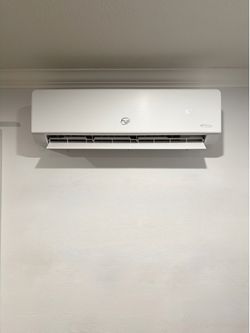 Installation Included - Fuji 18,000 BTU 1.5 Ton Mini Split AC & Heater  20 SEER2