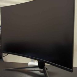 32in Curved Monitor 1440p 170hz 1ms