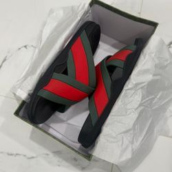 Green and red Designer slides