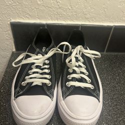 Women’s Size 9 Platform Converse 