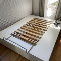 Bed Frame With Drawers 