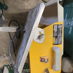 Tile Cutting machine Used Once