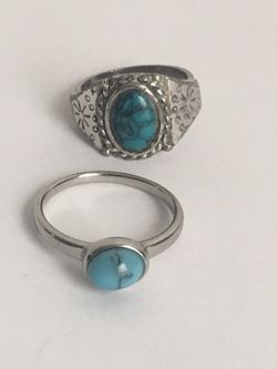 2 Beautiful Silver Tone Rings Size 6 & 8