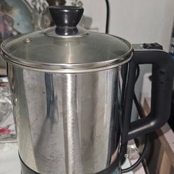 Like new Multi Pot, a type of electric kettle designed for various cooking us 6.5"H Diameter 6"