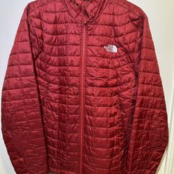 The North Face Puffer Jacket Medium 