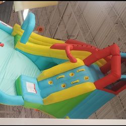 Inflatable Water Slide