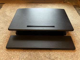Sit Or Stand Desktop Riser