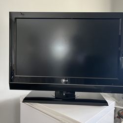 32 inch LG TV! 