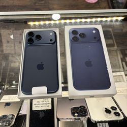 iPhone 17 Pro Max 256gb AT&T/CRICKET