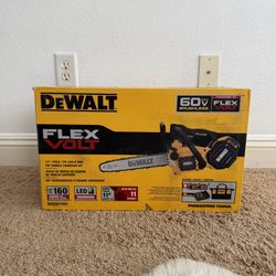 💥 BRAND NEW DEWALT DCCS674X2 60V MAX 14” Top-Handle Chainsaw Kit – 8 AVAILABLE 💥