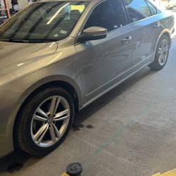 2014  Diesel  VW Passat 