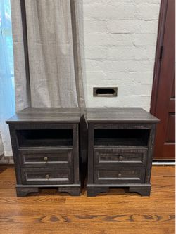 Dresser and 2 Nightstands