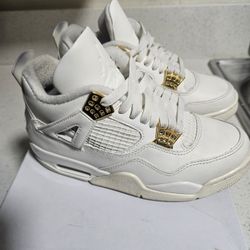 WMNS Air Jordan Retro 4 Size 5.5 $100 